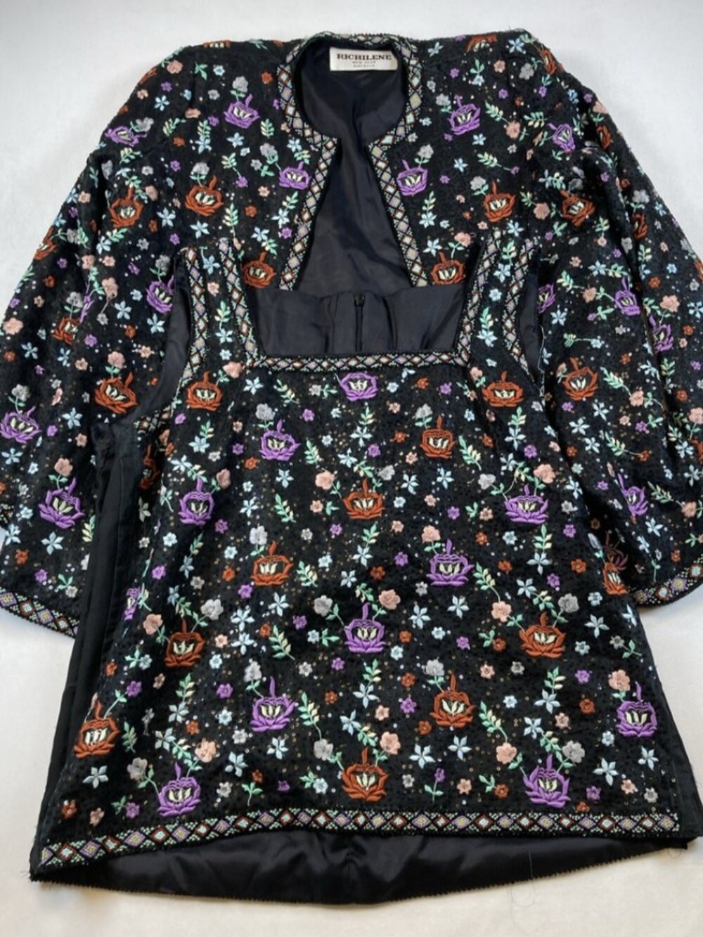 Richilene Blouse & Jacket Set Embroidered Floral Sequins Black Size 16